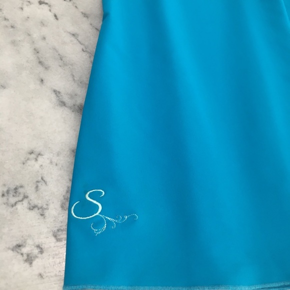 Swim shells. Water wearable cover up. Size Large - Picture 6 of 9